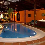 Tinajas Triquivijate