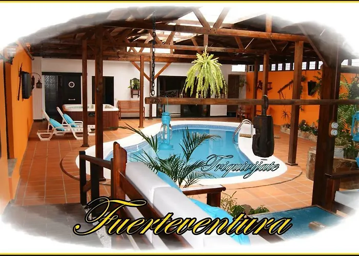 Tinajas Villa