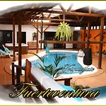 Tinajas Villa
