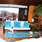 Villa Tinajas Triquivijate