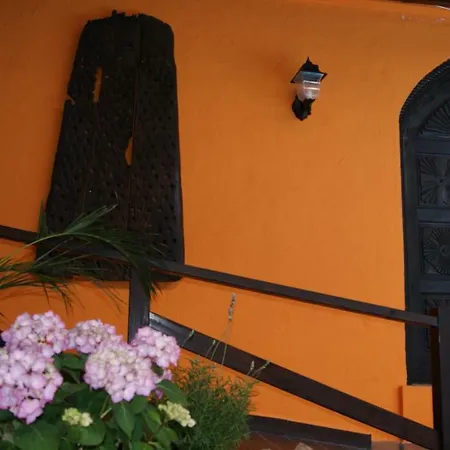 Villa Tinajas Triquivijate