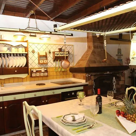 Villa Tinajas